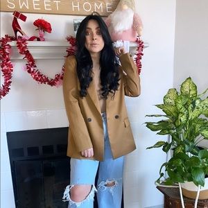 Double breasted lapel neck blazer